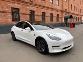 Tesla model 3 white